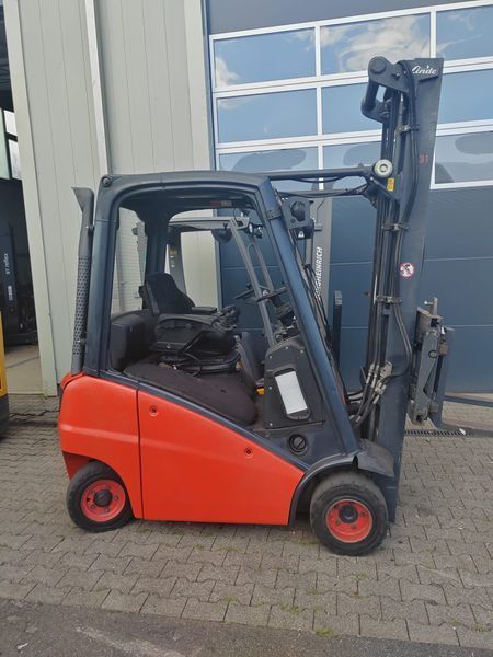 Used material handling equipment Linde H18D &mdash; Booster Lift