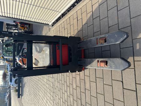 Used material handling equipment Linde L16AP &mdash; Booster Lift