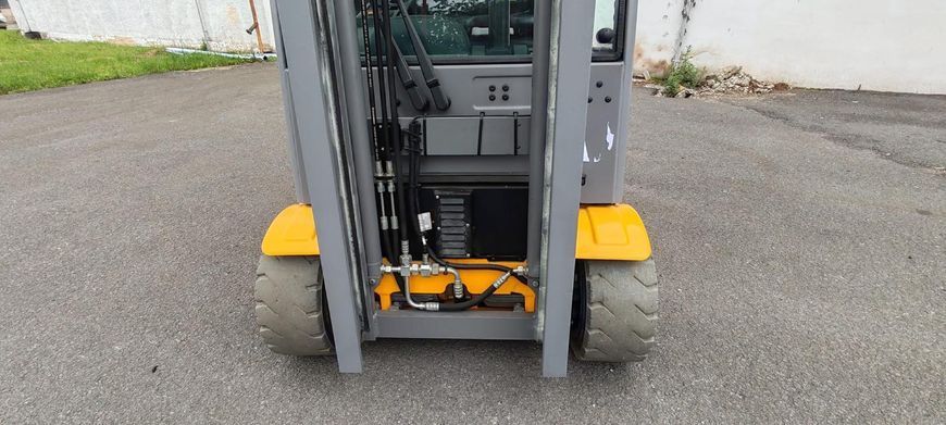 Použit&aacute; manipulačn&aacute; technika Jungheinrich EFG 320 LION 4.4m/ 2020y/ 2650h &mdash; Booster Lift