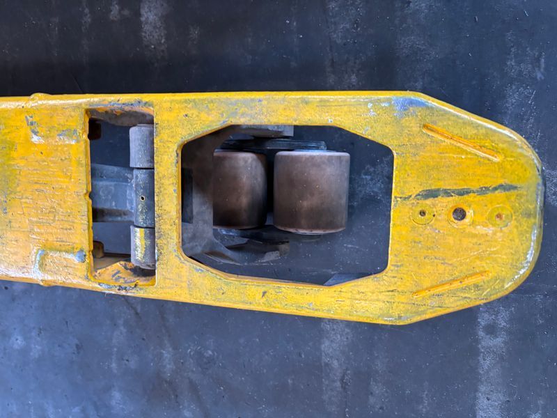 Použit&aacute; manipulačn&aacute; technika Jungheinrich ERE 120 KP &mdash; Booster Lift
