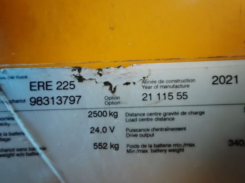 Použit&aacute; manipulačn&aacute; technika Jungheinrich ERE 225 2021y/ 2816mh &mdash; Booster Lift