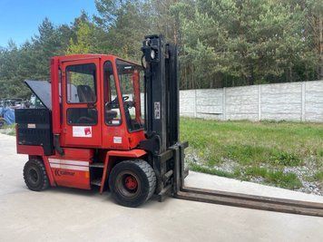 Použit&aacute; manipulačn&aacute; technika Kalmar EC5-600 / 5t &mdash; Booster Lift