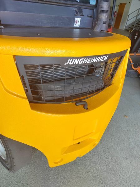 Used material handling equipment Jungheinrich DFG430s /5828mh/ 4.3m/ 2014y &mdash; Booster Lift