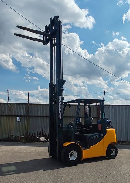 Použit&aacute; manipulačn&aacute; technika Jungheinrich TFG 430s 1555h/ 4.3m/ 4v &mdash; Booster Lift