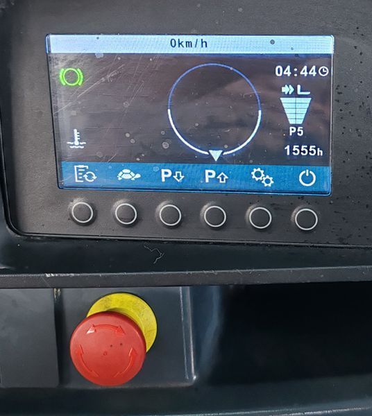 Použit&aacute; manipulačn&aacute; technika Jungheinrich TFG 430s 1555h/ 4.3m/ 4v &mdash; Booster Lift