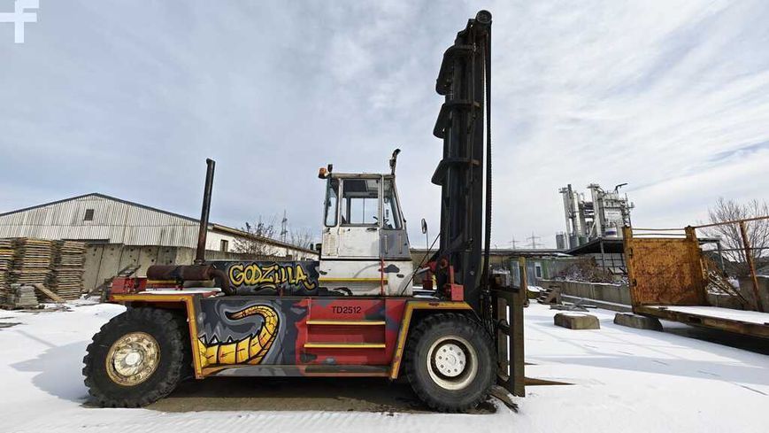 Použit&aacute; manipulačn&aacute; technika Valmet TD 2512-A25975 &mdash; Booster Lift