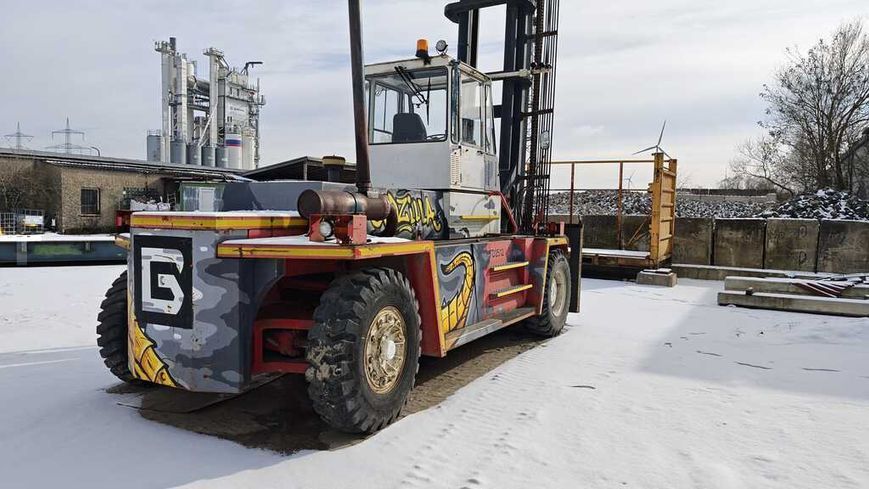 Použit&aacute; manipulačn&aacute; technika Valmet TD 2512-A25975 &mdash; Booster Lift