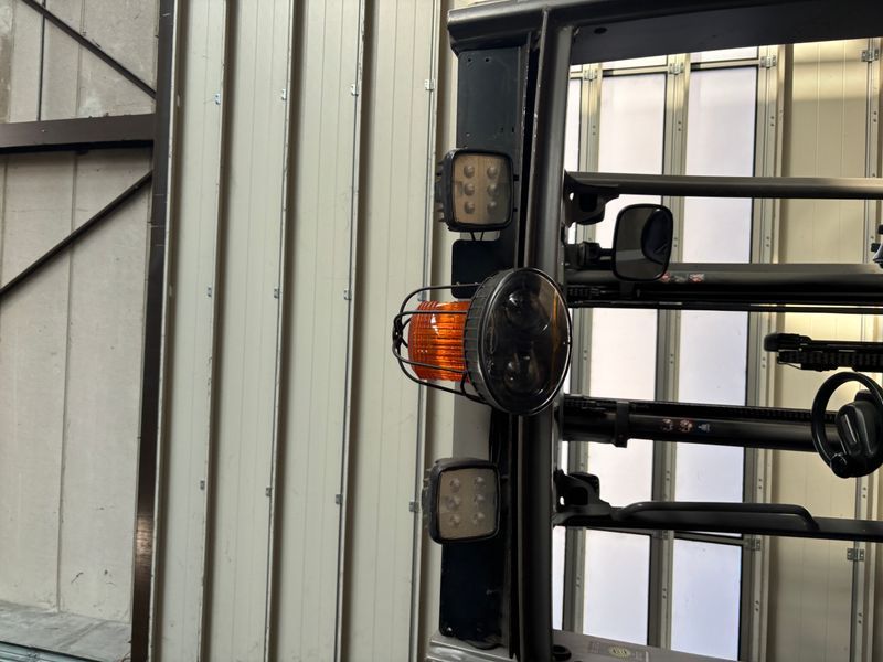 Použit&aacute; manipulačn&aacute; technika Jungheinrich EFG 316 &mdash; Booster Lift