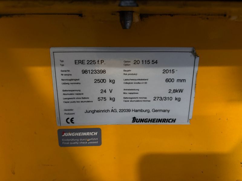 Použit&aacute; manipulačn&aacute; technika Jungheinrich ERE225 20 115 54 &mdash; Booster Lift