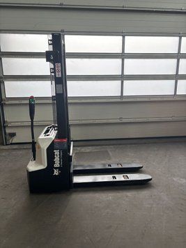 Použit&aacute; manipulačn&aacute; technika Bobcat LSM12N-i Neuger&auml;t!!! &mdash; Booster Lift