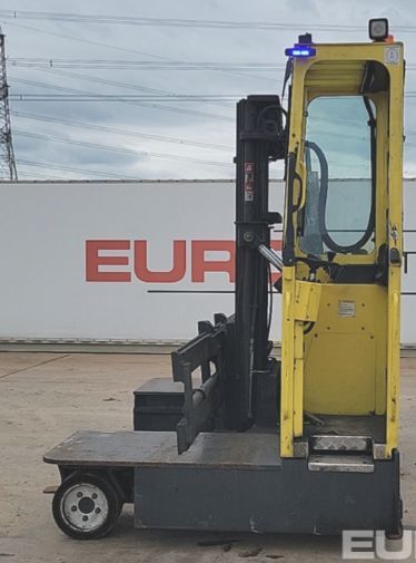 Použit&aacute; manipulačn&aacute; technika Combilift C2500DST Diesel &mdash; Booster Lift
