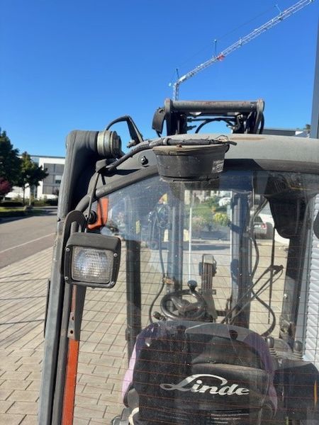 Použit&aacute; manipulačn&aacute; technika Linde H18D &mdash; Booster Lift