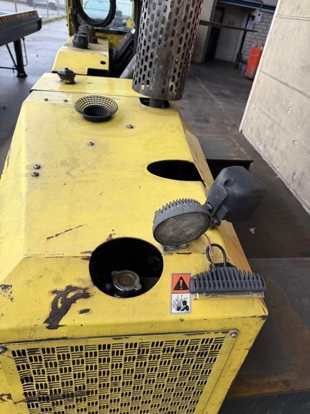 Used material handling equipment Combilift C2500DST Diesel &mdash; Booster Lift