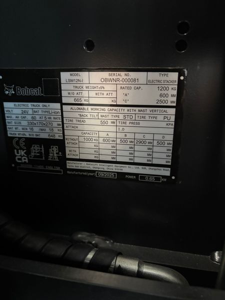Použit&aacute; manipulačn&aacute; technika Bobcat LSM12N-i Neuger&auml;t!!! &mdash; Booster Lift