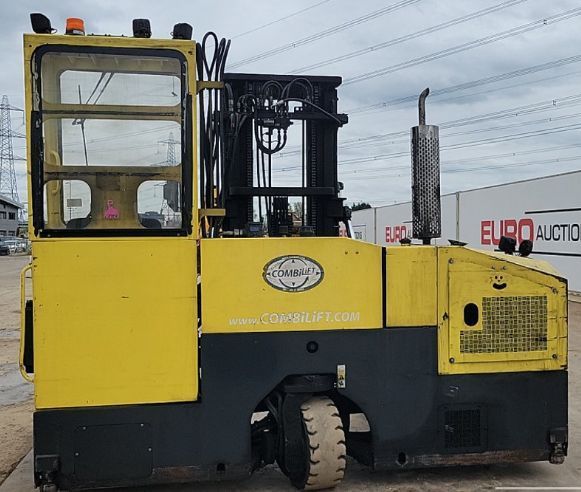 Použit&aacute; manipulačn&aacute; technika Combilift C2500DST Diesel &mdash; Booster Lift