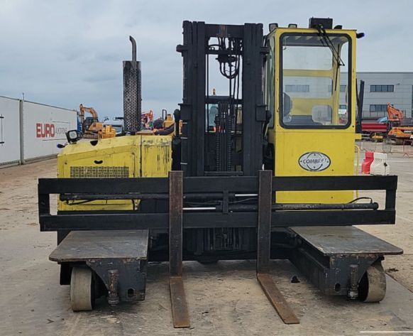 Použit&aacute; manipulačn&aacute; technika Combilift C2500DST Diesel &mdash; Booster Lift