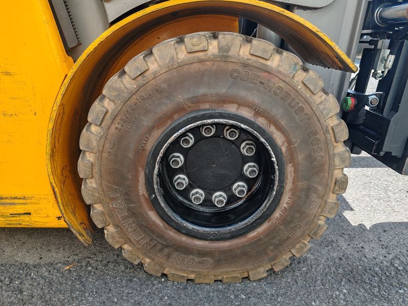 Použit&aacute; manipulačn&aacute; technika Jungheinrich EFG 425ks 6.5m/ batt2021/ 4v &mdash; Booster Lift