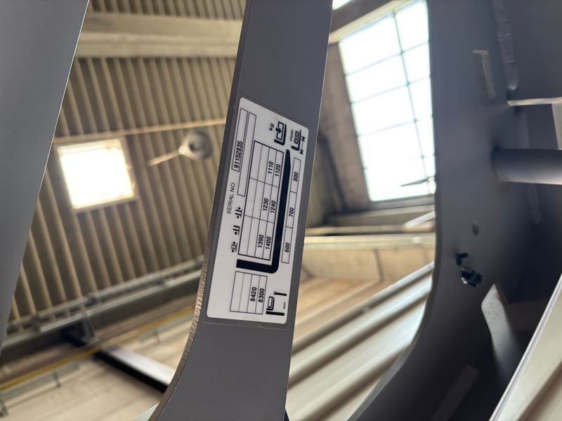 Použit&aacute; manipulačn&aacute; technika Jungheinrich ETV 214 &mdash; Booster Lift